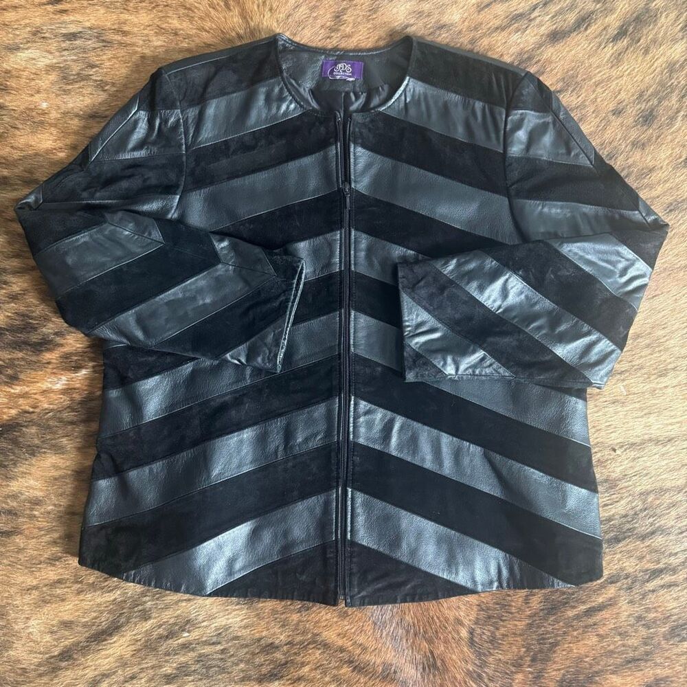 Vintage 90’s Black Leather & Suede Striped Jacket Plus Size